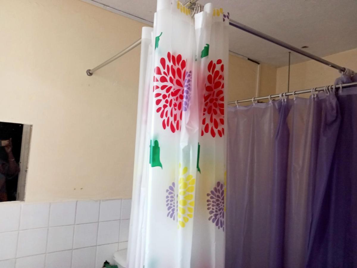 Pinkroses Gardens Hostel Nairobi Exterior photo